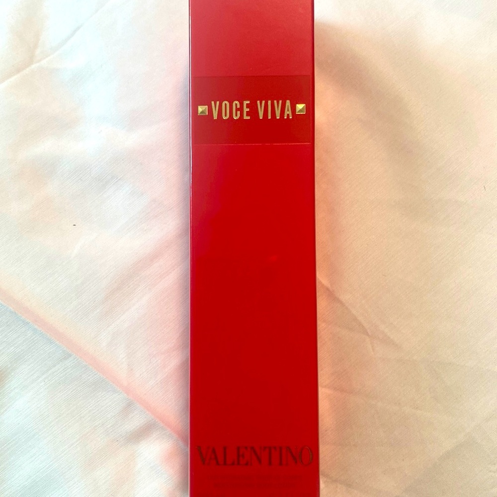 Valentino Voce viva